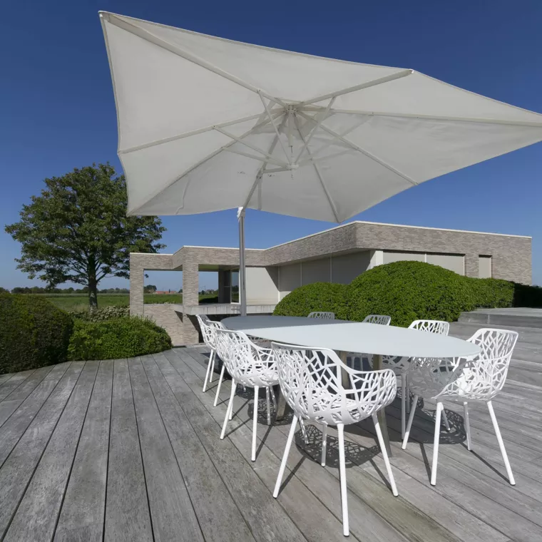 Landelijk gelegen tuin met elegante haagmassieven (22) - 